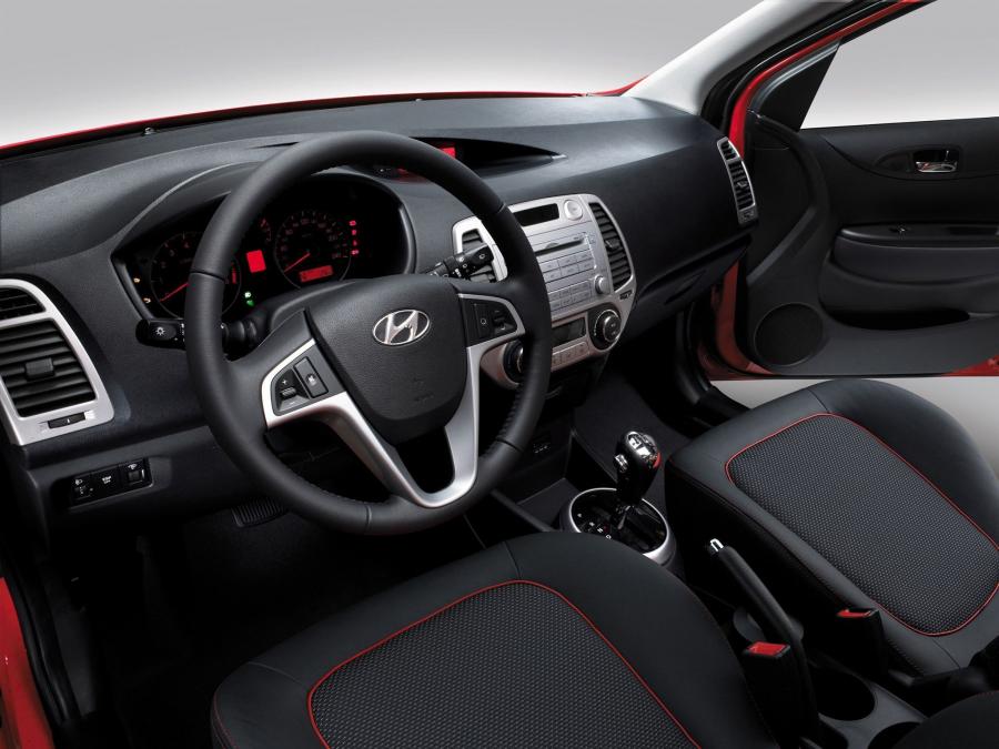  Hyundai i20 5-Door 2008 года  (фото 21 из 30)